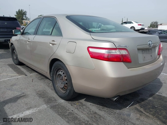 2008 Toyota Camry LE with VIN 4T1BK46K58U575861, listed as a IAAI auction lot 41685664 with 267,003 mi miles. Bid and sale history available at carsss.com. Image 3.
