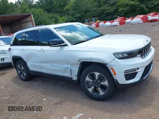 2024 Jeep Grand Cherokee with VIN 1C4RJYB67RC120412, listed as a IAAI auction lot 42732404 with 25,819 mi miles and . Bid and sale history available at DreamBid. Image 13.