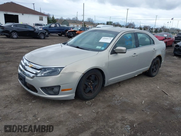 2010 Ford Fusion SE with VIN 3FAHP0HA6AR409302, listed as a IAAI auction lot 42040173 with 167,088 mi miles. Bid and sale history available at carsss.com. Image 2.