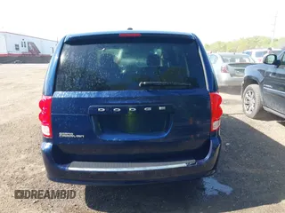 2016 Dodge Grand Caravan SE with VIN 2C4RDGBG2GR146897, listed as a IAAI auction lot 42076396 with 180,603 mi miles and . Bid and sale history available at DreamBid. Image 17.