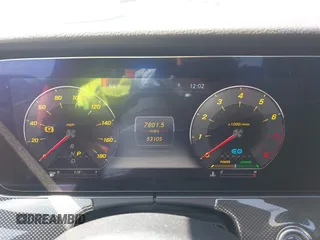 2019 Mercedes-Benz E 53 AMG with VIN WDDZF6BBXKA493065, listed as a IAAI auction lot 42519867 with 53,105 mi miles and . Bid and sale history available at DreamBid. Image 7.
