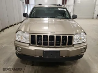 2005 Jeep Grand Cherokee Laredo with VIN 1J4HR48N85C645978, listed as a Copart auction lot 50022805 with 181,424 mi miles and Salvage Title. Bid and sale history available at carsss.com. Image 5.