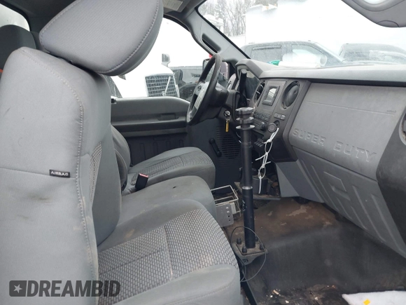 2015 Ford F-250 XL with VIN 1FDBF2B66FED21648, listed as a IAAI auction lot 41700328 with 370,599 mi miles and . Bid and sale history available at DreamBid. Image 5.