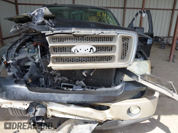 2008 Ford F-150 XLT with VIN 1FTPW12V28KC19876, listed as a IAAI auction lot 41877096 with 216,515 mi miles. Bid and sale history available at carsss.com. Image 6.