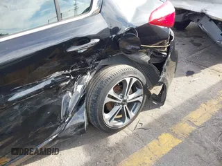 2016 Kia Forte EX z VIN KNAFX4A86G5528170, wystawiony jako IAAI lot #40976618 z przebiegiem 131 963 mil mil oraz . Historia ofert i sprzedaży dostępna na DreamBid. Obrazek 6.