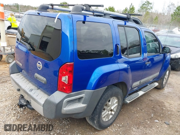 2015 Nissan Xterra S with VIN 5N1AN0NU8FN652079, listed as a IAAI auction lot 41273000 with 199,196 mi miles and . Bid and sale history available at DreamBid. Image 4.