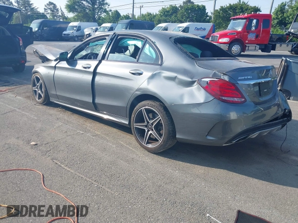 2018 Mercedes-Benz C 43 AMG z VIN 55SWF6EB8JU271525, wystawiony jako IAAI lot #42145113 z przebiegiem 58 082 mil mil oraz . Historia ofert i sprzedaży dostępna na DreamBid. Obrazek 3.