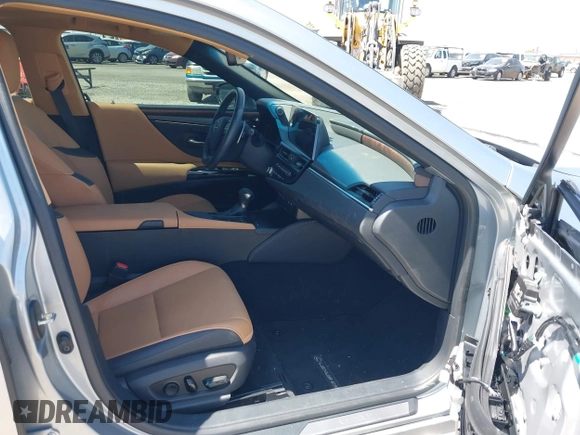 2022 Lexus ES 300h with VIN 58ADA1C12NU017850, listed as a IAAI auction lot 42439875 with 49,634 mi miles and . Bid and sale history available at DreamBid. Image 5.