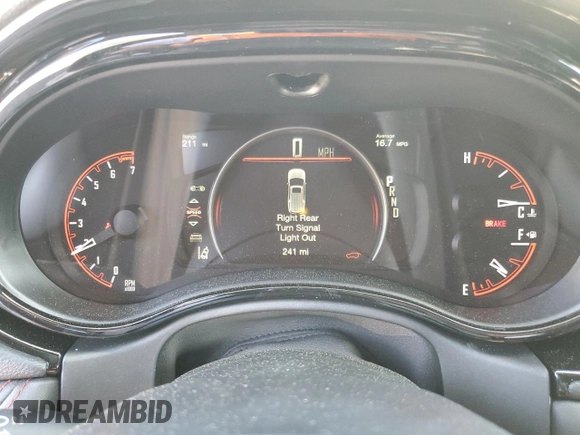 2025 Dodge Durango GT Plus z VIN 1C4RDJDG7SC520612, wystawiony jako Copart lot #57161915 z przebiegiem 241 mil mil oraz Szkoda całkowita • Salvage title. Historia ofert i sprzedaży dostępna na DreamBid. Obrazek 9.