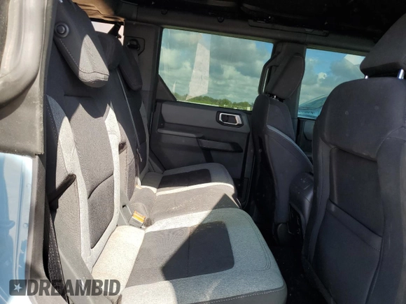 2023 Ford Bronco with VIN 1FMDE5BH2PLA98570, listed as a Copart auction lot 86015914 with 10,262 mi miles and Salvage Title. Bid and sale history available at DreamBid. Image 10.
