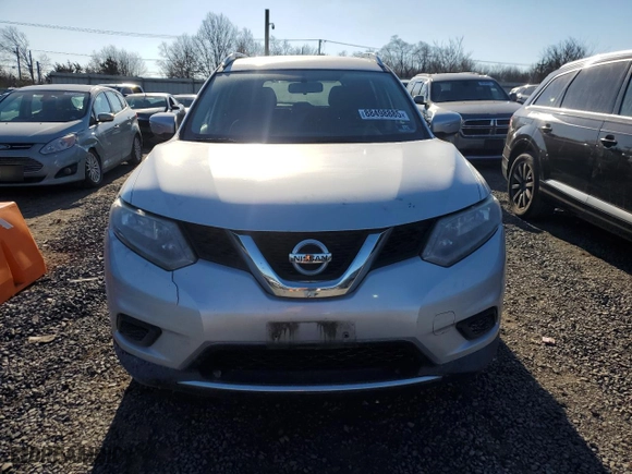 2015 Nissan Rogue SV with VIN KNMAT2MVXFP548259, listed as a Copart auction lot 88498885 with 123,456 mi miles and Salvage Title. Bid and sale history available at carsss.com. Image 5.