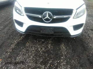 2019 Mercedes-Benz GLE 43 AMG z VIN 4JGED6EB3KA133478, wystawiony jako IAAI lot #39353380 z przebiegiem 100 564 mil mil oraz . Historia ofert i sprzedaży dostępna na DreamBid. Obrazek 6.