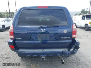 2005 Toyota 4Runner SR5 with VIN JTEZU14R658029145, listed as a IAAI auction lot 41899932 with 290,171 mi miles. Bid and sale history available at carsss.com. Image 6.