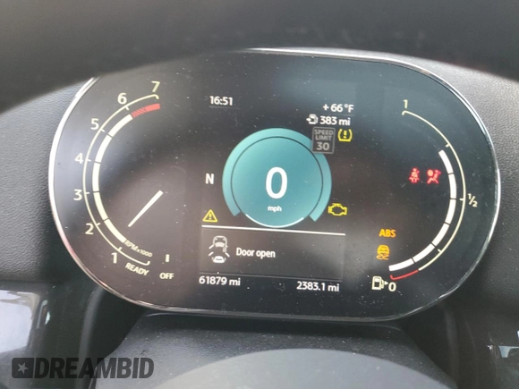 2022 MINI Countryman Cooper with VIN WMZ43BR02N3P06173, listed as a Copart auction lot 78428064 with 61,879 mi miles and Salvage title. Bid and sale history available at DreamBid. Image 9.