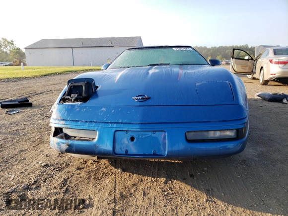 1992 Chevrolet Corvette with VIN 1G1YY23P5N5103935, listed as a Copart auction lot 71301524 with 108,774 mi miles and Salvage Title. Bid and sale history available at carsss.com. Image 5.