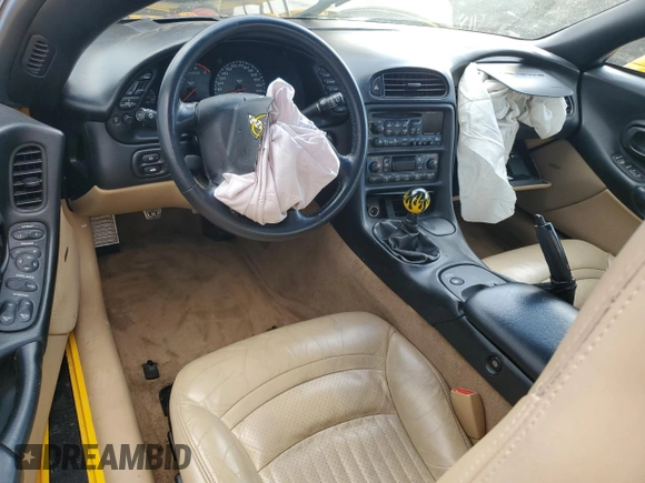 2004 Chevrolet Corvette with VIN 1G1YY32G045115481, listed as a Copart auction lot 84560674 with 91,762 mi miles and Salvage Title. Bid and sale history available at carsss.com. Image 8.