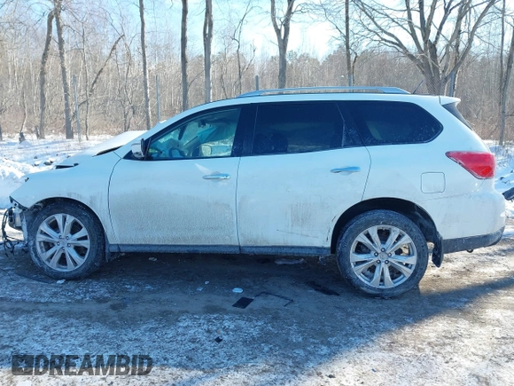2018 Nissan Pathfinder SV z VIN 5N1DR2MM2JC613054, wystawiony jako IAAI lot #41394578 z przebiegiem 64 492 mil mil oraz . Historia ofert i sprzedaży dostępna na DreamBid. Obrazek 14.