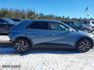 2022 Hyundai IONIQ 5 SE with VIN KM8KMDAF8NU101337, listed as a IAAI auction lot 41389478 with 38,734 mi miles. Bid and sale history available at carsss.com. Image 14.