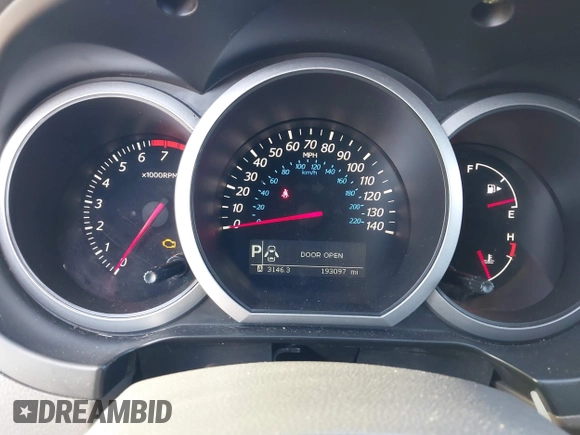 2011 Suzuki Grand Vitara Limited z VIN JS3TE0D72B4100152, wystawiony jako IAAI lot #40676416 z przebiegiem 193 097 mil mil oraz . Historia ofert i sprzedaży dostępna na DreamBid. Obrazek 7.
