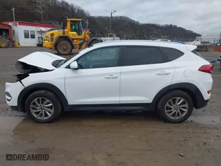 2016 Hyundai Tucson SE with VIN KM8J3CA40GU145648, listed as a IAAI auction lot 41951378 with 115,486 mi miles. Bid and sale history available at carsss.com. Image 15.