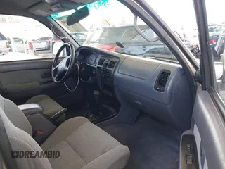 1999 Toyota 4Runner SR5 with VIN JT3GN86R5X0120573, listed as a IAAI auction lot 42450908 with 161,227 mi miles and . Bid and sale history available at DreamBid. Image 5.