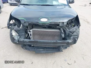 2018 Kia Soul with VIN KNDJN2A29J7890637, listed as a IAAI auction lot 41510529 with 102,140 mi miles. Bid and sale history available at carsss.com. Image 6.