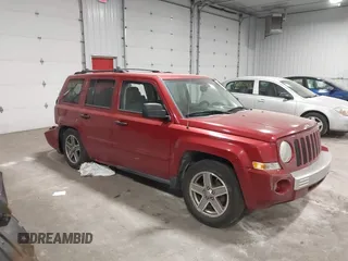 2007 Jeep Patriot Limited with VIN 1J8FT48W97D398743, listed as a IAAI auction lot 41252768 with 156,947 mi miles and . Bid and sale history available at DreamBid. Image 1.