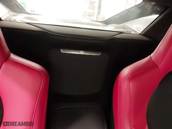 2017 Acura NSX with VIN 19UNC1B0XHY000845, listed as a IAAI auction lot 40527434 with 13,965 mi miles. Bid and sale history available at carsss.com. Image 8.