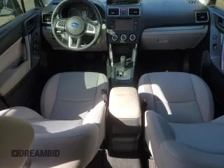 2017 Subaru Forester z VIN JF2SJAAC9HH403428, wystawiony jako Copart lot #62950194 z przebiegiem 109 163 mil mil oraz Szkoda całkowita • Salvage title. Historia ofert i sprzedaży dostępna na DreamBid. Obrazek 8.