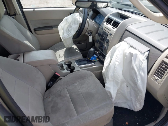 2012 Ford Escape XLT with VIN 1FMCU9DG6CKA99439, listed as a IAAI auction lot 42497707 with 186,306 mi miles and . Bid and sale history available at DreamBid. Image 5.