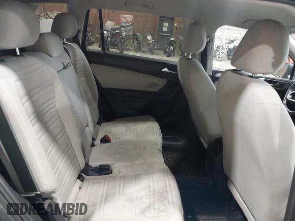 2022 Volkswagen Tiguan S z VIN 3VV0B7AX2NM042934, wystawiony jako IAAI lot #42172199 z przebiegiem 71 367 mil mil oraz . Historia ofert i sprzedaży dostępna na DreamBid. Obrazek 8.