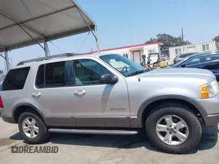 2005 Ford Explorer XLT z VIN 1FMZU73E35ZA26277, wystawiony jako IAAI lot #42721696 z przebiegiem 217 738 mil mil oraz . Historia ofert i sprzedaży dostępna na DreamBid. Obrazek 12.