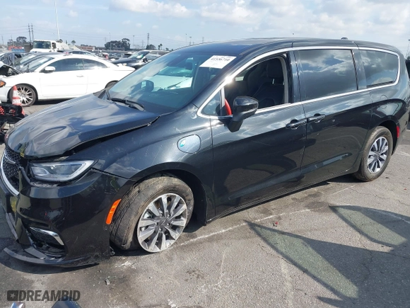 2023 Chrysler Pacifica Hybrid Touring L with VIN 2C4RC1L78PR543402, listed as a IAAI auction lot 41536710 with 35,867 mi miles. Bid and sale history available at carsss.com. Image 19.