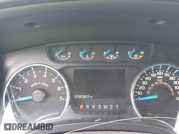 2014 Ford F-150 XL with VIN 1FTFW1ET9EFB75417, listed as a IAAI auction lot 42449180 with 219,028 mi miles and . Bid and sale history available at DreamBid. Image 7.