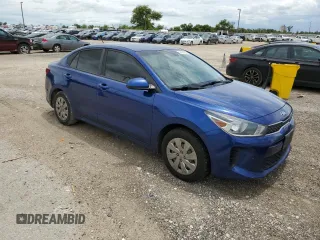 2018 Kia Rio S with VIN 3KPA24AB6JE085151, listed as a Copart auction lot 61552624 with 68,526 mi miles and Clean Title. Bid and sale history available at carsss.com. Image 4.
