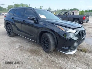 2023 Toyota Highlander L with VIN 5TDKDRBH0PS509825, listed as a IAAI auction lot 42529869 with 34,082 mi miles and . Bid and sale history available at DreamBid. Image 1.