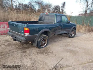 1998 Ford Ranger XL with VIN 1FTZR15X8WTA82138, listed as a IAAI auction lot 41010238 with 200,465 mi miles. Bid and sale history available at carsss.com. Image 4.