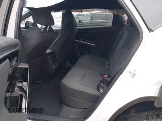 2024 Subaru Solterra Limited z VIN JTMABABA9RA056018, wystawiony jako IAAI lot #41611126 z przebiegiem 15 861 mil mil oraz . Historia ofert i sprzedaży dostępna na DreamBid. Obrazek 8.