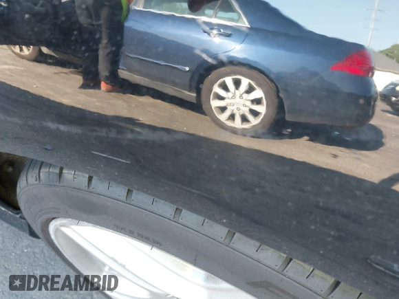 2010 Mercedes-Benz C 300 Sport with VIN WDDGF5EB9AR102405, listed as a IAAI auction lot 42444753 with 186,158 mi miles and . Bid and sale history available at DreamBid. Image 14.