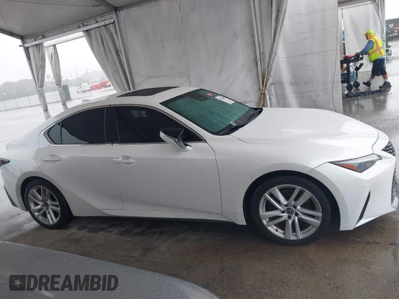 2021 Lexus IS 300 z VIN JTHCA1D2XM5112467, wystawiony jako IAAI lot #41944802 z przebiegiem 53 333 mil mil oraz . Historia ofert i sprzedaży dostępna na DreamBid. Obrazek 13.