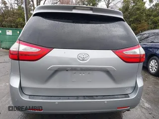2017 Toyota Sienna XLE Auto Access Seat with VIN 5TDYZ3DCXHS888196, listed as a IAAI auction lot 41730418 with 131,201 mi miles. Bid and sale history available at carsss.com. Image 16.