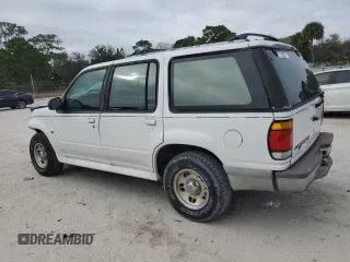 1996 Ford Explorer XLT z VIN 1FMDU32P7TZA15088, wystawiony jako Copart lot #88588765 z przebiegiem 79 106 mil mil oraz Szkoda całkowita • Salvage title. Historia ofert i sprzedaży dostępna na DreamBid. Obrazek 2.