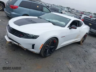 2021 Chevrolet Camaro 1SS with VIN 1G1FF1R76M0124111, listed as a IAAI auction lot 41106959 with 31,352 mi miles. Bid and sale history available at carsss.com. Image 17.