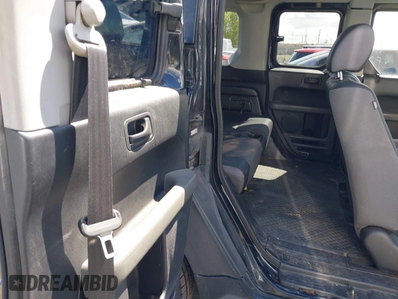 2005 Honda Element EX with VIN 5J6YH28665L034380, listed as a IAAI auction lot 42060660 with 230,486 mi miles and . Bid and sale history available at DreamBid. Image 7.