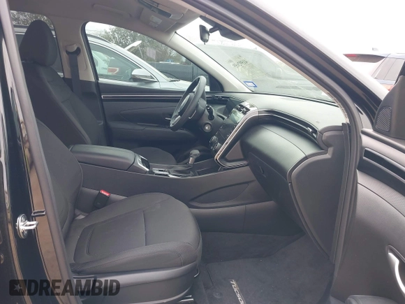 2024 Hyundai Tucson SE with VIN 5NMJA3DE8RH439856, listed as a IAAI auction lot 41592655 with 3,367 mi miles and . Bid and sale history available at DreamBid. Image 5.
