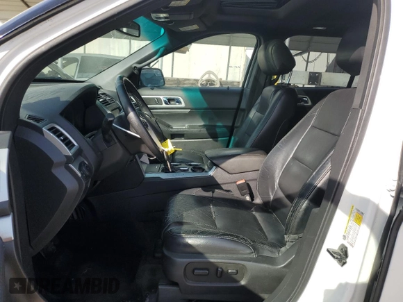 2013 Ford Explorer XLT z VIN 1FM5K7D93DGC81320, wystawiony jako Copart lot #48438665 z przebiegiem 196 740 mil mil oraz Czysty tytuł • Clean title. Historia ofert i sprzedaży dostępna na DreamBid. Obrazek 7.