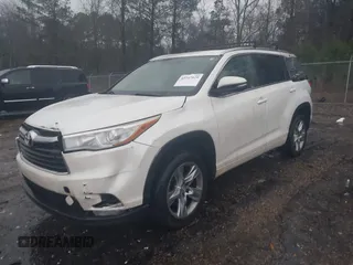 2015 Toyota Highlander Limited z VIN 5TDYKRFH0FS060168, wystawiony jako IAAI lot #41547029 z przebiegiem 196 906 mil mil oraz . Historia ofert i sprzedaży dostępna na DreamBid. Obrazek 18.