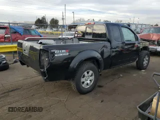 2005 Nissan Frontier SE with VIN 1N6AD06W45C402708, listed as a Copart auction lot 43715675 with 174,745 mi miles and Salvage title. Bid and sale history available at DreamBid. Image 3.