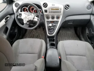 2011 Toyota Matrix z VIN 2T1KU4EE0BC616573, wystawiony jako Copart lot #53904745 z przebiegiem 299 502 mil mil oraz Szkoda całkowita • Salvage title. Historia ofert i sprzedaży dostępna na DreamBid. Obrazek 8.