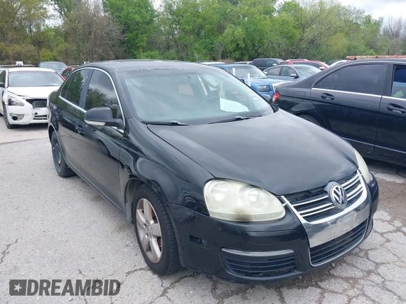 2008 Volkswagen Jetta Sedan SE with VIN 3VWRM71K58M104364, listed as a IAAI auction lot 41917090 with 178,399 mi miles. Bid and sale history available at carsss.com. Image 6.